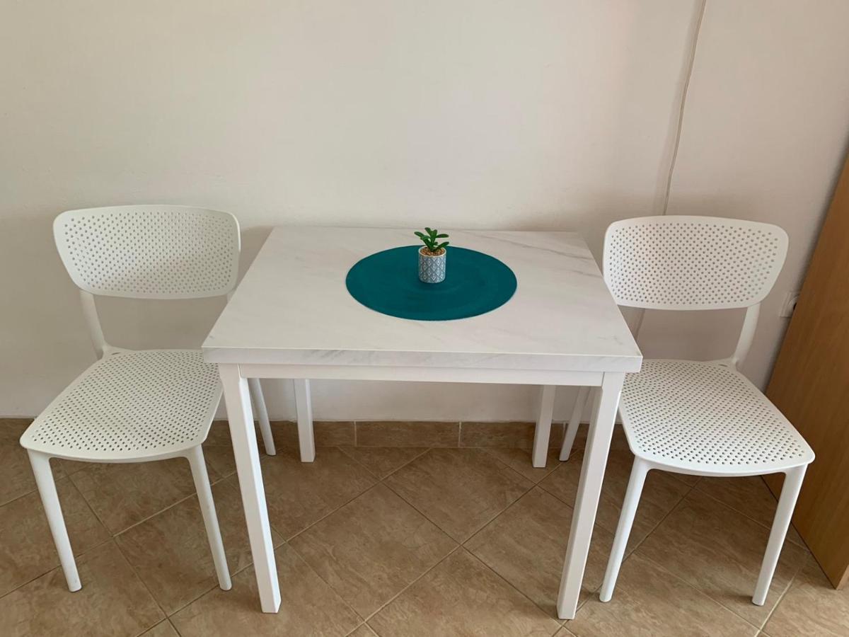 Apartmani Ivana Tivat Buitenkant foto
